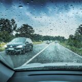 Conduce Seguro Bajo la Lluvia: 10 Consejos que Salvan Vidas 6 conducir najo la lluvia 006