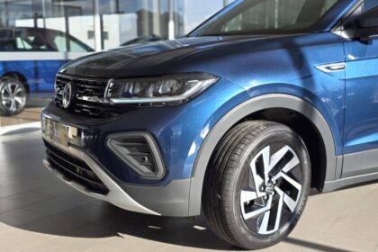 Volkswagen T-Cross 2025 frente