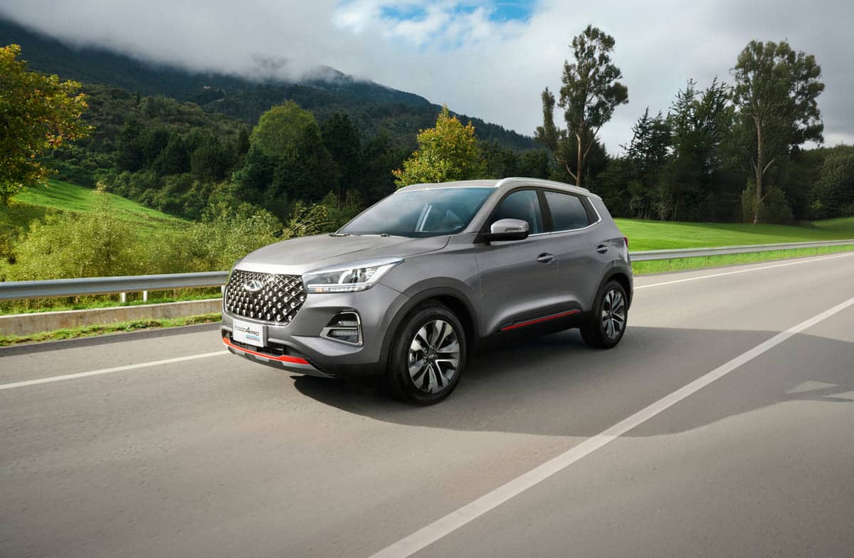 Chery Tiggo 4 Pro HYBRID, De los SUV Híbridos Más Baratos en Colombia 1 Chery Tiggo 4 Pro HYBRID manejo
