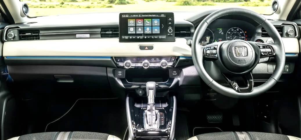 Honda HR-V: El SUV Compacto que Marca la Diferencia 2 Honda HR-V 2025 interior