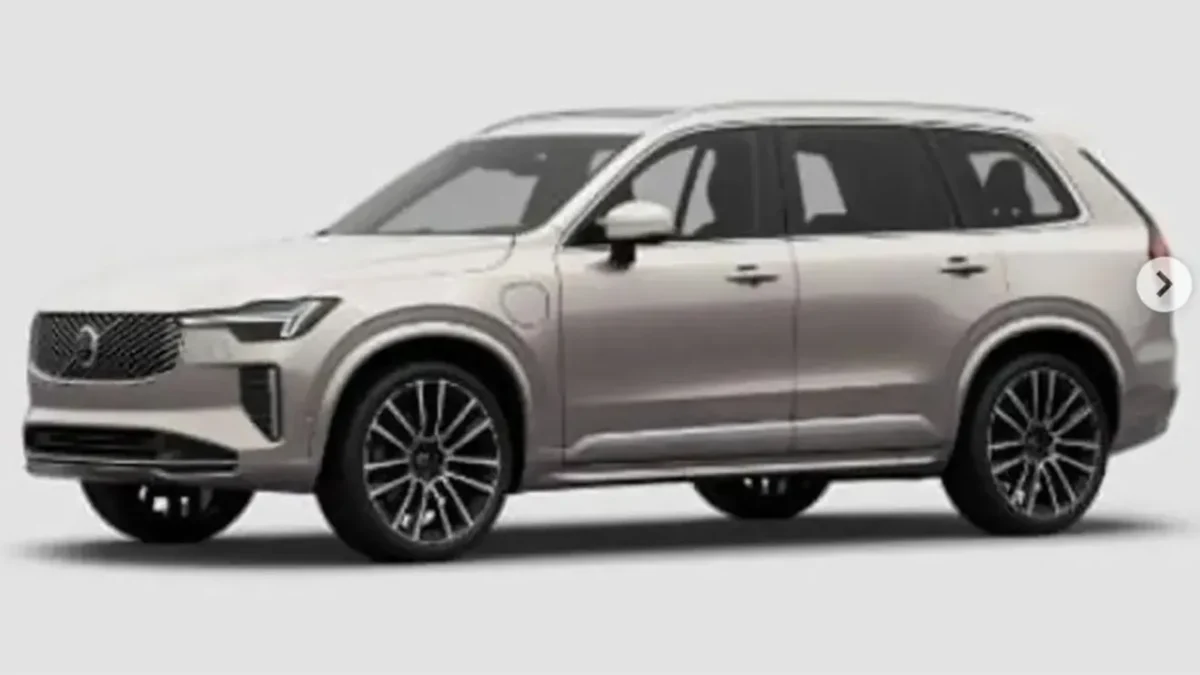 Volvo XC90 2025 lateral filtrado