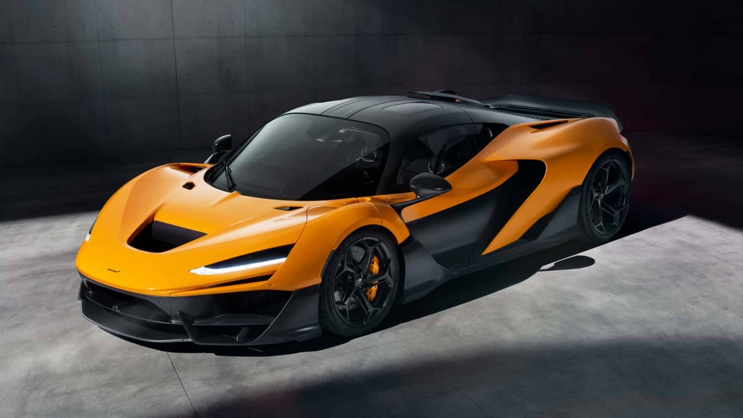 McLaren W1: 1.275 Caballos y Aerodinámica de Fórmula 1 para las Calles 1 McLaren W1