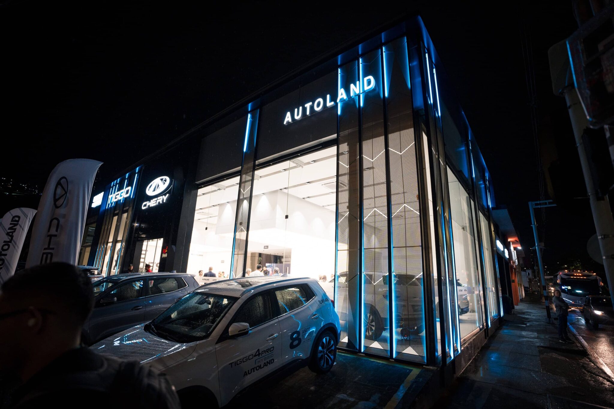 Chery y Autoland Innauguran Nueva Vitrina en Medellín 1 chery autoland medellin