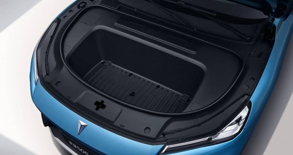 Deepal S05 maletero delantero