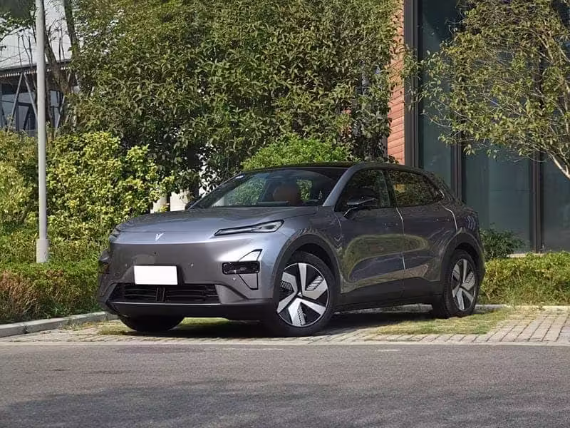 Deepal y Changan Exito en Colombia: La 5º Marca China en ventas por tres meses seguidos 4 Deepal S05 frente