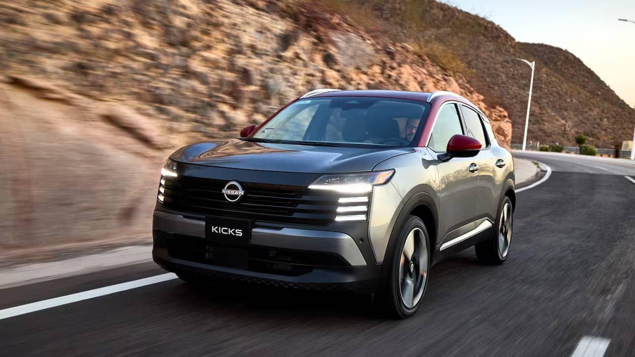 Nissan acelera en Latinoamérica: Y Colombia crece +15% liderando en pickups 1 Nissan Kicks 2025 manejo