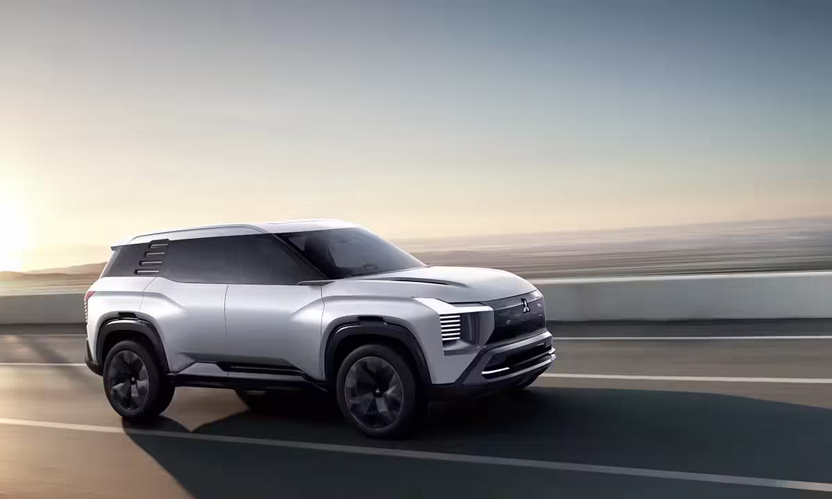 Mitsubishi DST Concept: Un SUV Innovador con Espacio para 7 Pasajeros 1 Mitsubishi DST