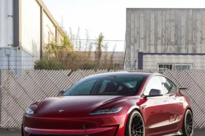 Unplugged Tesla Model 3 Performance 002