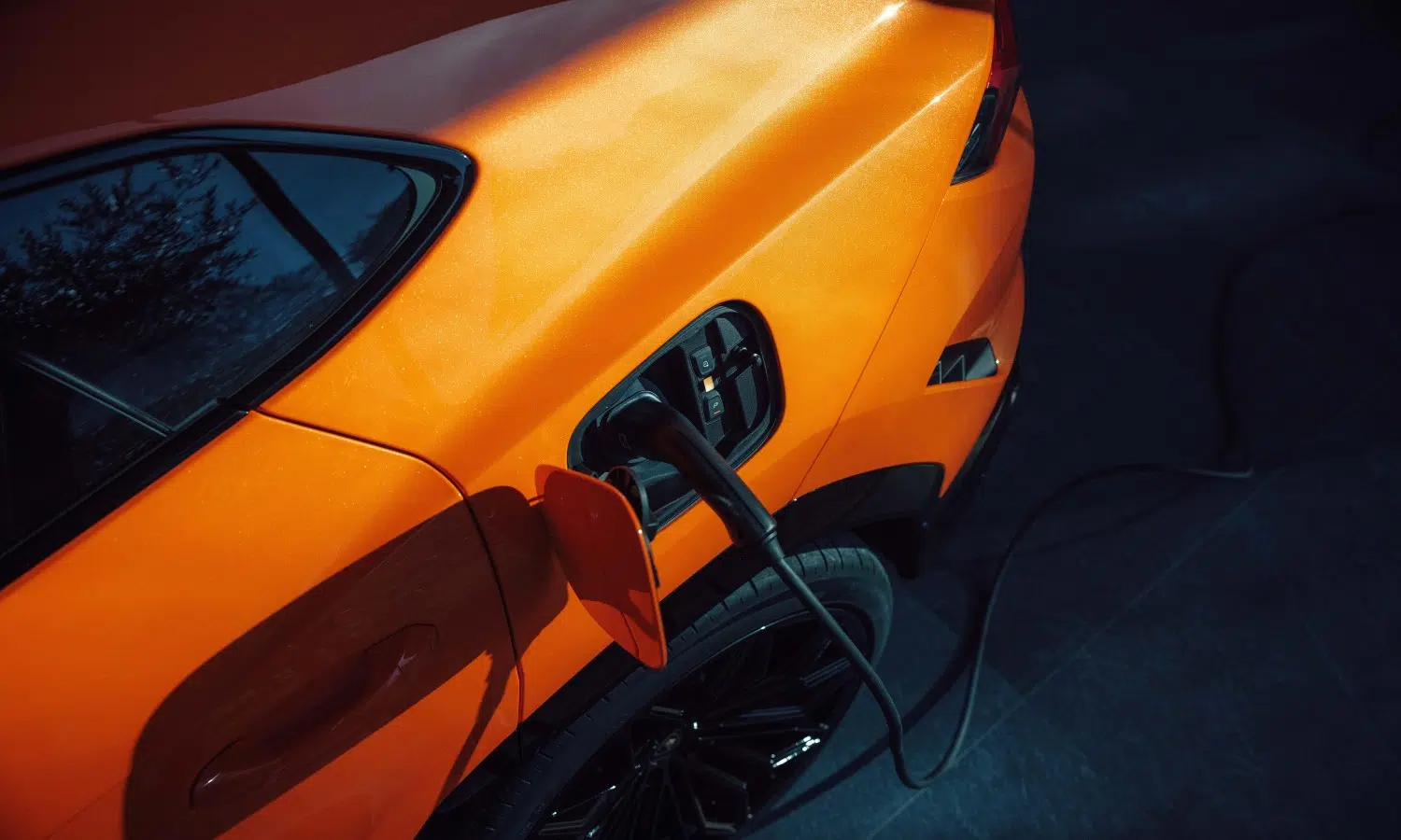 Lamborghini Pospone su Primer Vehículo Eléctrico hasta 2029 1 lamborghini urus se phev 001.jpg