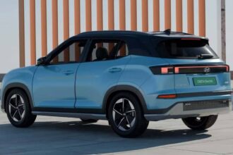 Hyundai Creta Eléctrico por detrás