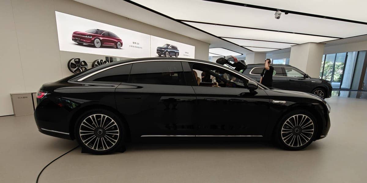 Stelato S9: El Futuro de los Sedanes de Lujo Eléctricos