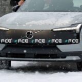 Volvo EX30 Cross Country parrilla