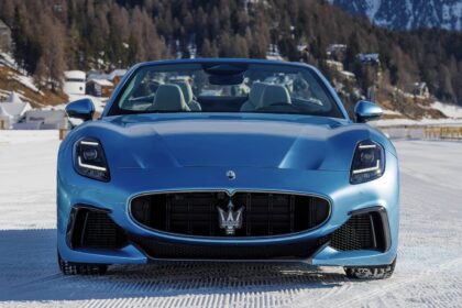 Maserati GranCabrio 2025 frente
