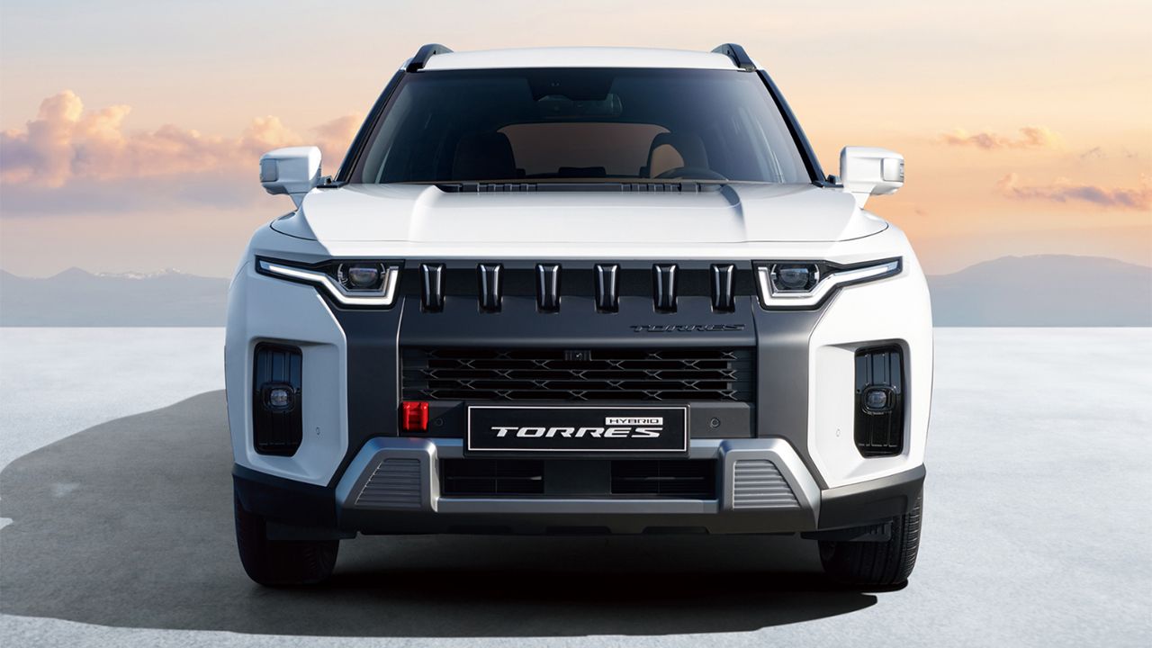 KGM Torres Hybrid: El SUV HEV Desarrollado con BYD Cambiará el Mercado 1 KGM Torres Hybrid frente