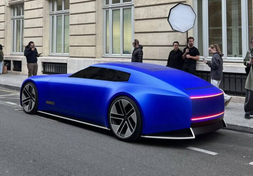 Jaguar Type 00 por detras
