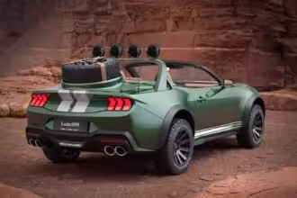 Shelby Mustang Off-Road por detrás
