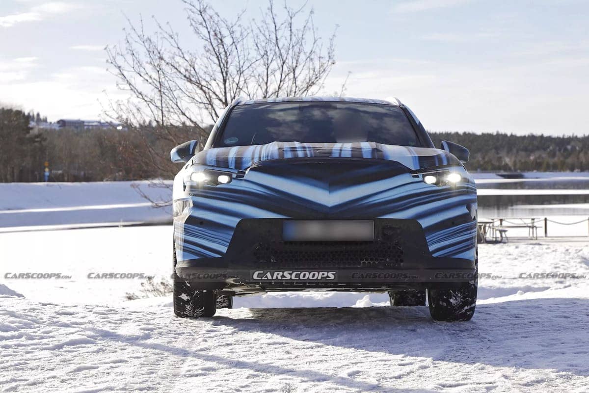Mercedes-Benz GLC con tecnología EQ: El EQC SUV eléctrico que redefine el lujo y la autonomía 3 Mercedes GLC EV scoop 002