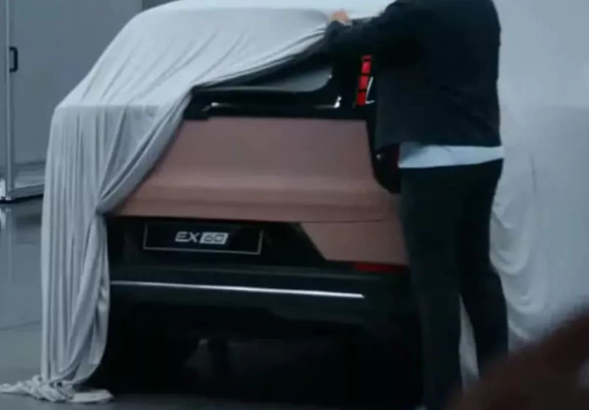¡Volvo deja escapar un adelanto del Volvo EX60 eléctrico antes de tiempo! Esto es lo que sabemos 1 Volvo ex60