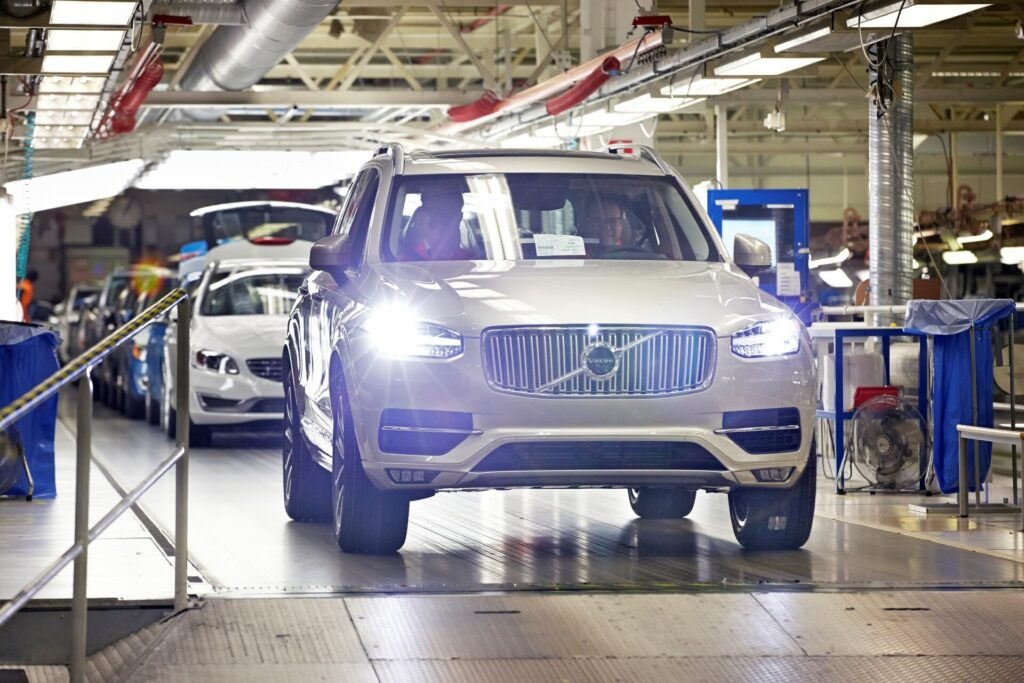 Volvo llama a revisión a 73.000 híbridos por riesgo de incendio: ¿Está tu auto en la lista? 4 Volvo llama a revisión a 73.000 híbridos por riesgo de incendio