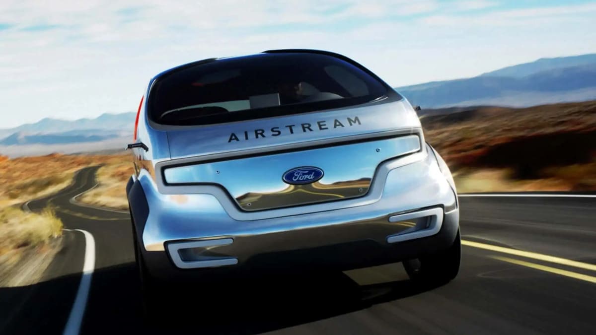 Ford Airstream Concept frente