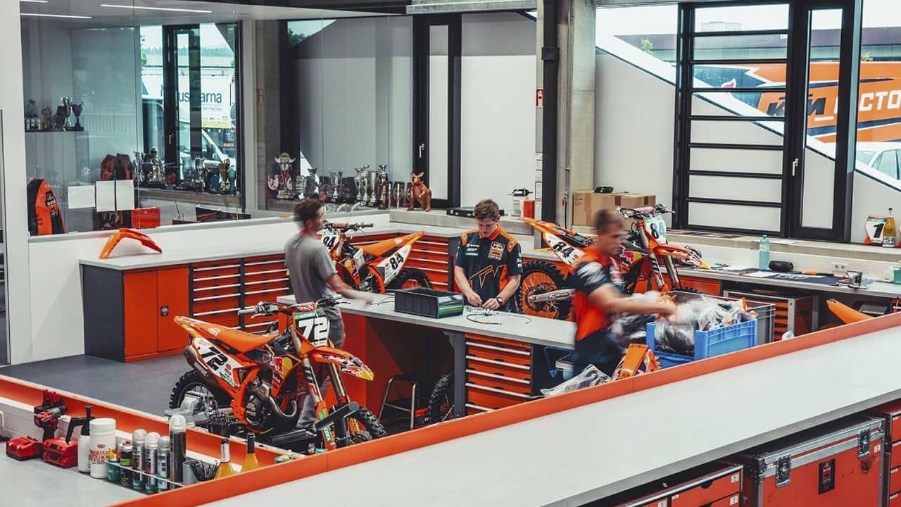 KTM