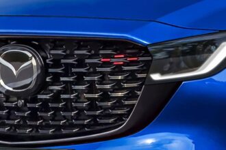 Mazda CX-20 render frente