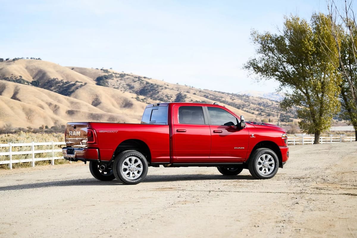 Ram confirma 25 modelos nuevos en 18 meses ¿Será Posible esto? 2 Ram 2500 and 3500 0107 8