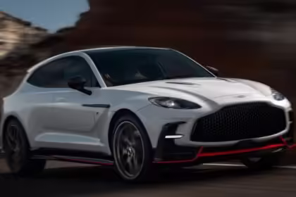 Aston Martin DBX S