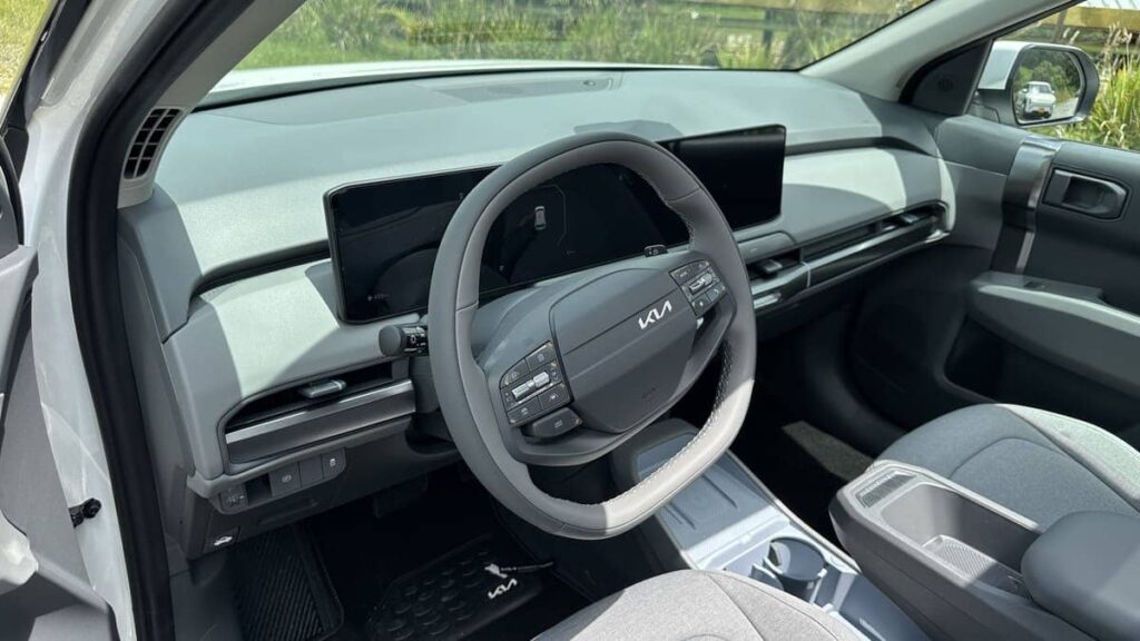 Kia EV3 2025: Llega a Colombia con 605 Km de Autonomía 2 kia ev3 llega a colombia 0002