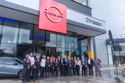 Nueva Vitrina Nissan Morato