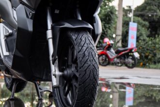 pirelli Angel Scooter 0002