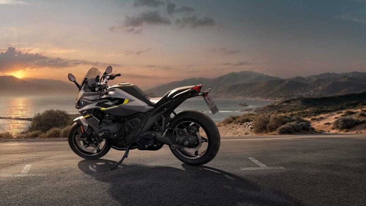 BMW R 1300 RS: La moto que no sabías que necesitabas (hasta que la ves rodar) 2 BMW R 1300 RS 10002