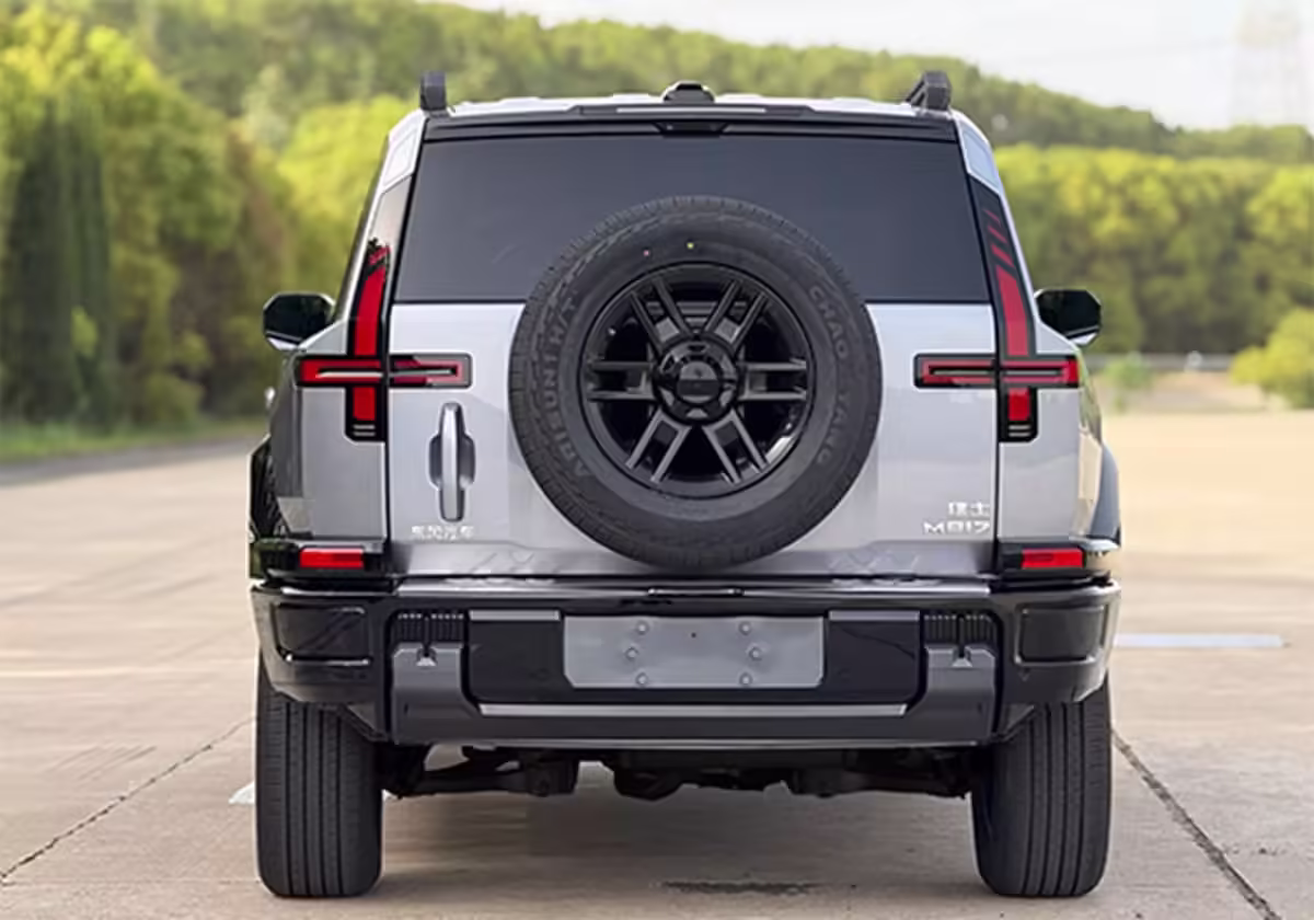 Dongfeng Warrior M817: el nuevo SUV híbrido enchufable de 700 caballos que sacude el mercado chino 3 Dongfeng M Hero Warrior M817 0004