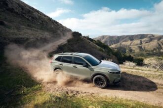 Honda CR V TrailSport Hybrid 0003