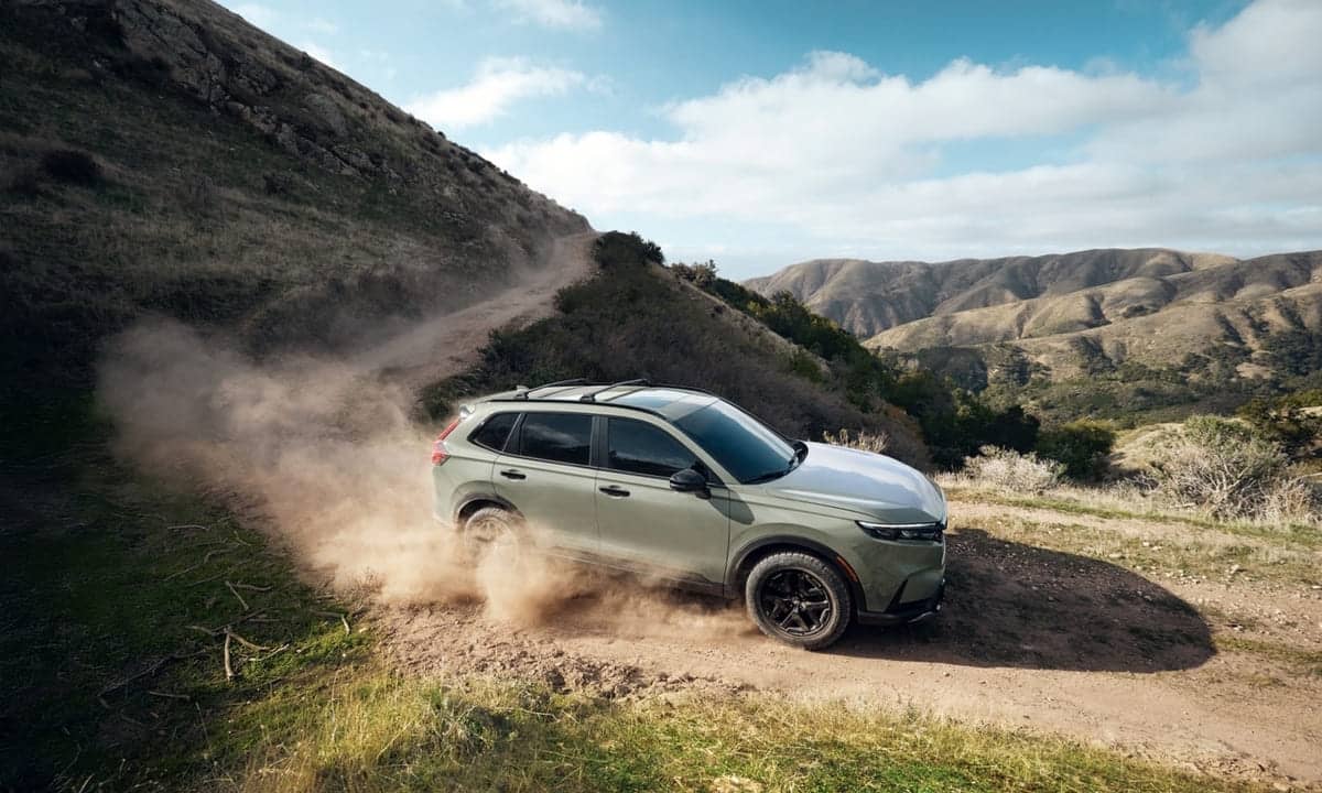 Honda CR-V Hybrid TrailSport 2026: El SUV híbrido que se atreve a ensuciarse las ruedas 3 Honda CR-V Hybrid TrailSport 2026 lateral