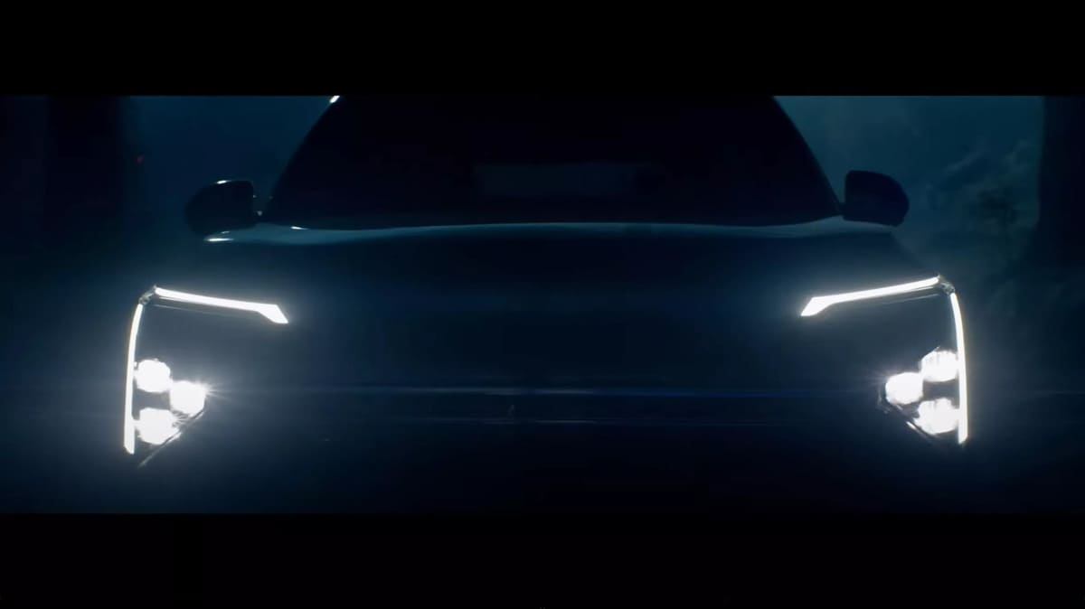 Kia Clavis: El Sustituto del Carens esta en camino +Video 4 Kia Clavis frente