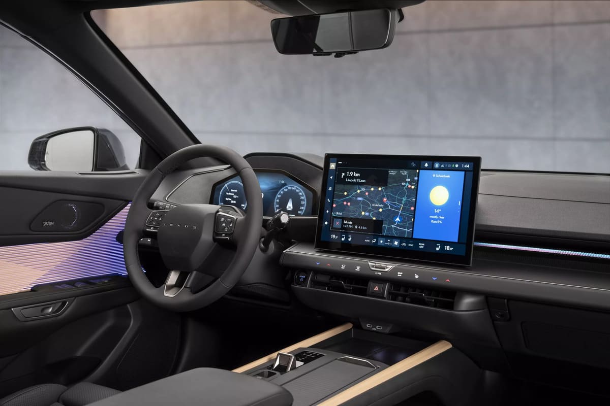 Nuevo Lexus ES 2025: El Sedán Japonés Que Quiere Destronar a BMW y Mercedes en Europa 4 Lexus ES350e 2025 Europa 0003