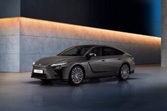 Lexus ES350e 2025 Europa 0005