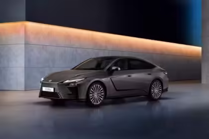 Lexus ES350e 2025 Europa 0005