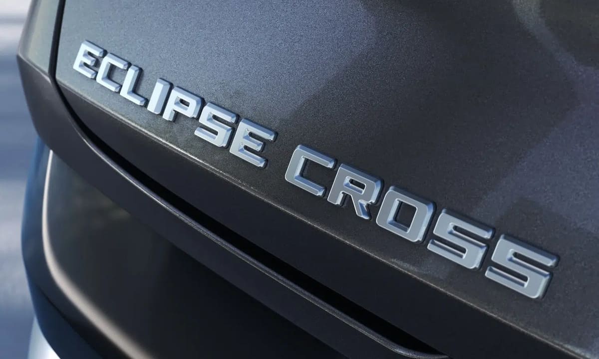 Mitsubishi Eclipse Cross 2026: diseño renovado Video Oficial teaser 5 Mitsubishi Eclipse Cross 2026