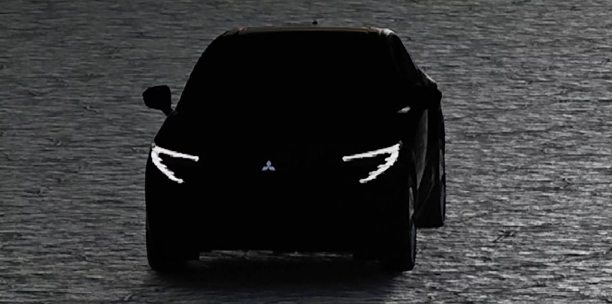 Mitsubishi prepara un vehículo eléctrico pero es un Nissan camuflado 2 Mitsubishi EV