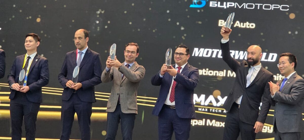 Changan y Deepal Colombia ganan el "Enduring Partnership Award" 3 Premio Shangai2
