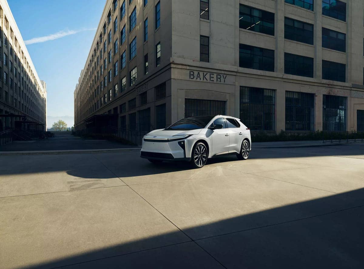 Toyota bZ 2026: El Renacimiento Eléctrico que Marca un Nuevo Rumbo para la Marca 8 Toyota bZ 2026 BLANCO