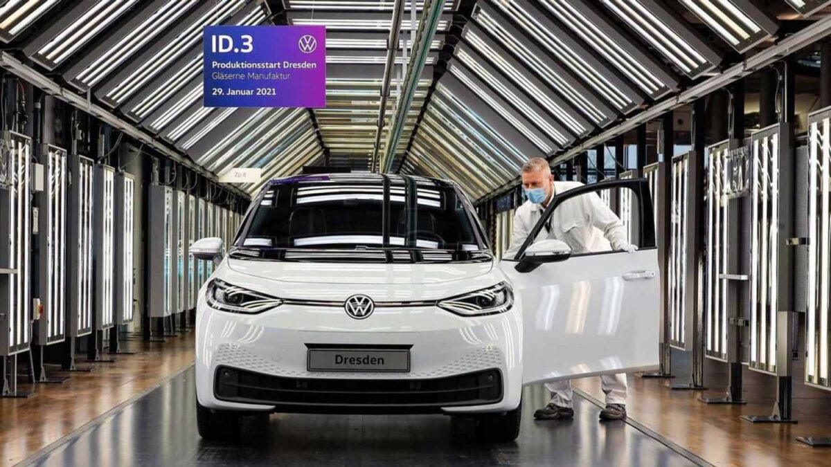 ¿Chery compra las plantas de Volkswagen? La movida china que puede sacudir a la industria automotriz europea 4 Volkswagen ID.3 Dresden 0002