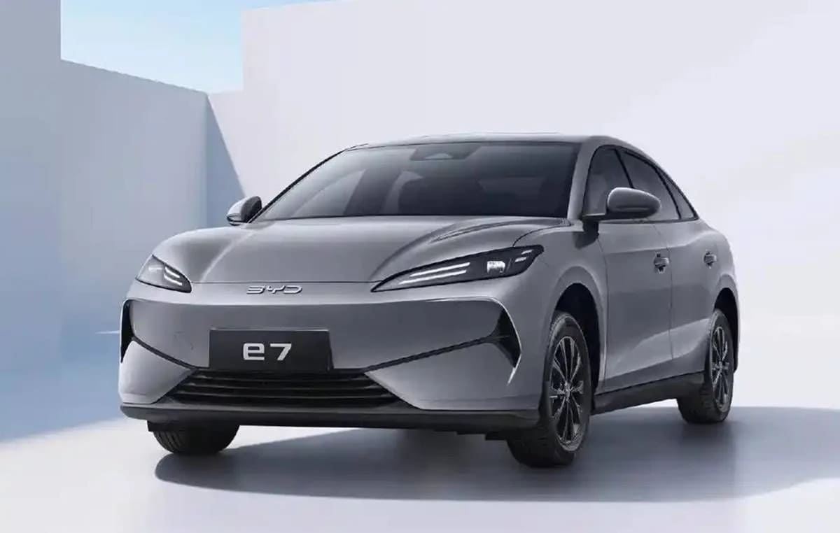BYD e7: El sedán eléctrico low-cost ideal para taxis 2 byd e7 frente