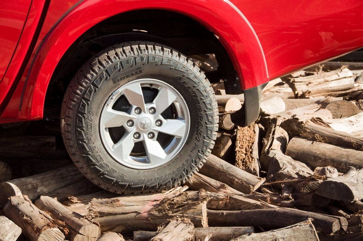Los Nuevos Neumáticos Pirelli Scorpion en Colombia: ¿Cuál es el Ideal para tu SUV? 1 pirelli Scorpion 0004