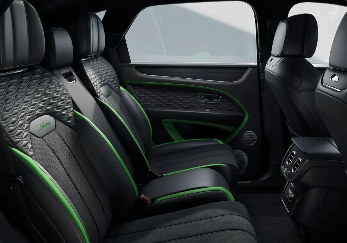 Bentley Bentayga Speed 2026: El lado más atrevido del lujo 6 Bentley Bentayga Speed 2026 interior