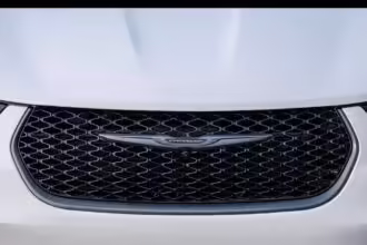 Chrysler Pacifica 2026 facia