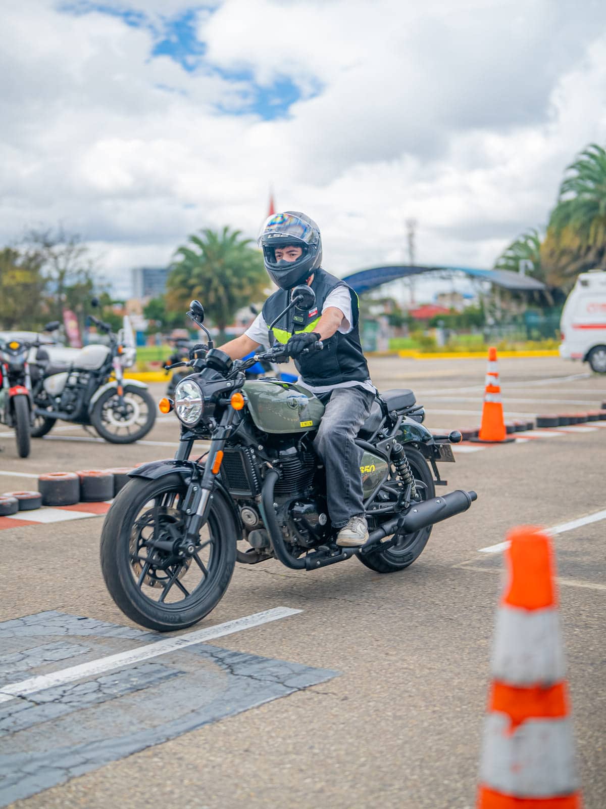 Royal Enfield Himalayan 450 arrasa en Santa Fe de Antioquia: La nueva reina del doble propósito 4 DSC09543