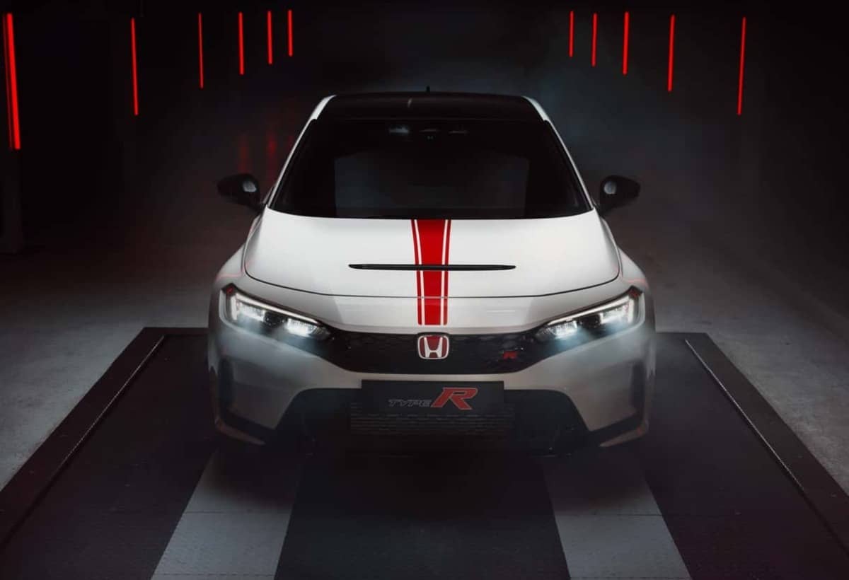 Honda Civic Type R Ultimate Edition: El rugido final del hot-hatch japonés en Europa 4 Honda Civic Type R Ultimate Edition FRENTE